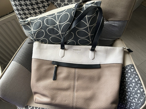 Fiorelli neutral tone - neutral, large