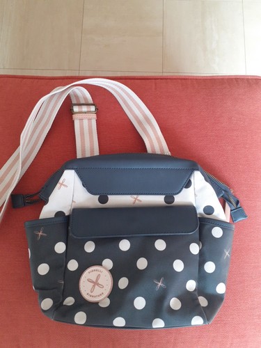 Fiorelli signature handbag - fiorelli,